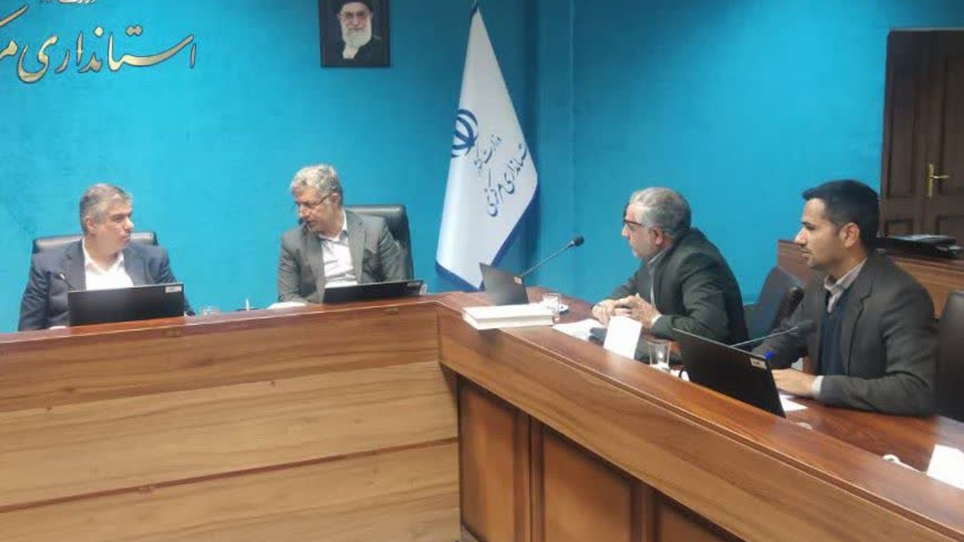 برگزاری نشست مشورتی برنامه اقدام شبکه مدیریت محله محور.