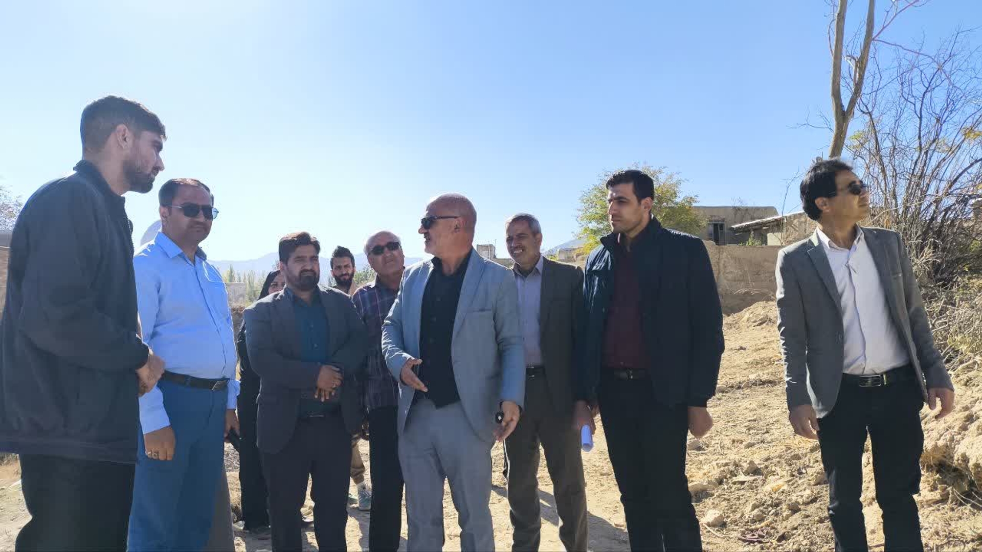 🔘 بازدید میدانی فرماندار شهرستان خنداب از وضعیت زمین‌های مسکن مهر شهر جاورسیان