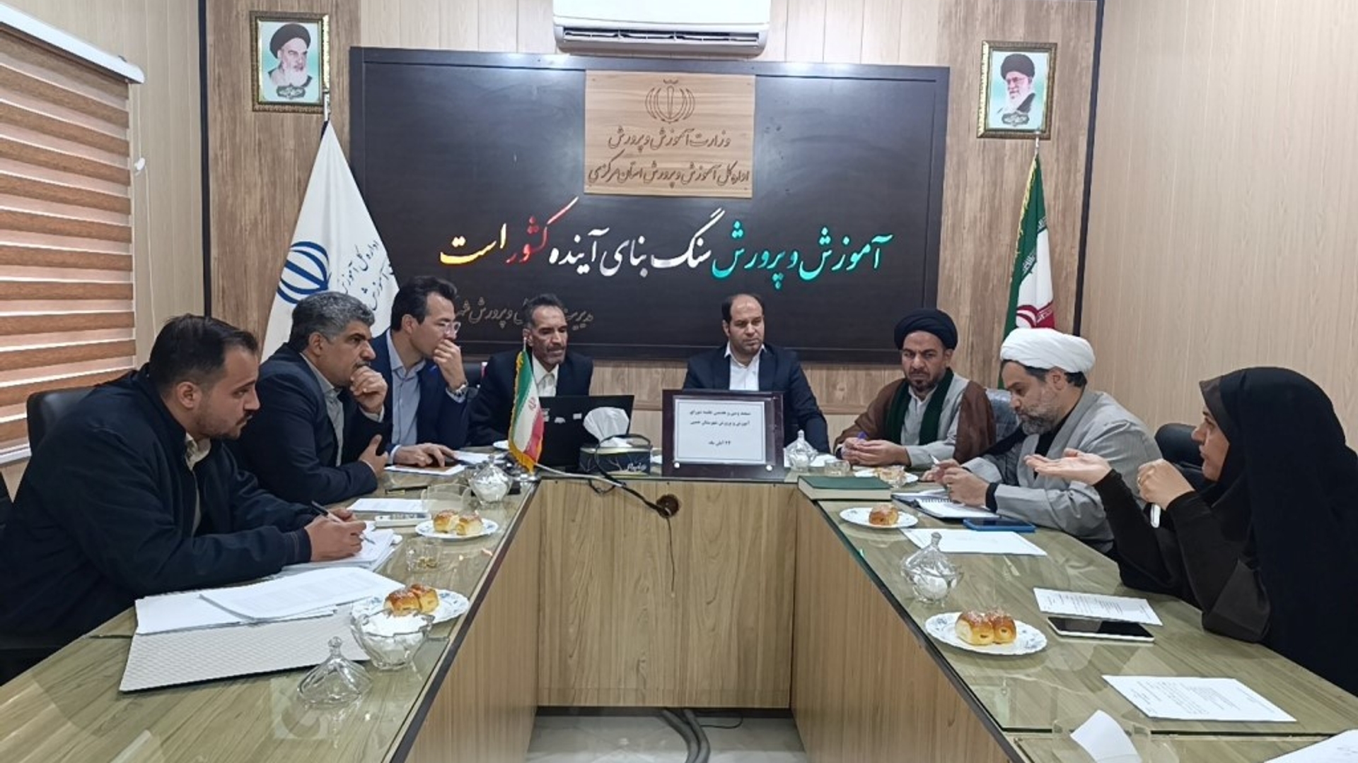 سیصد و سی هفتمین جلسه شورای آموزش و پرورش شهرستان خمین برگزار شد