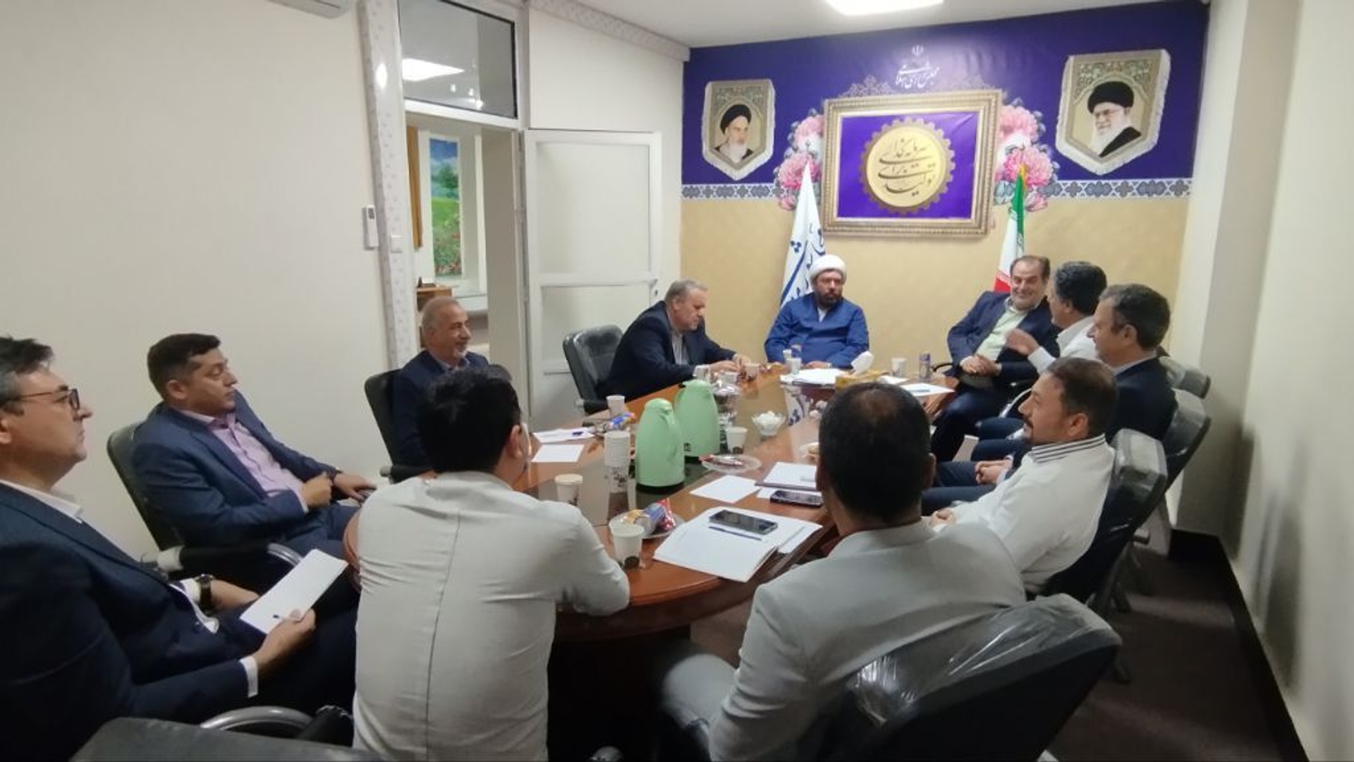 اولین جلسه مجمع خیرین ورزشی ساوه به میزبانی نماینده برگزار شد/ گام بلند ساوه به‌سوی تبدیل‌شدن به قطب ورزشی کشور