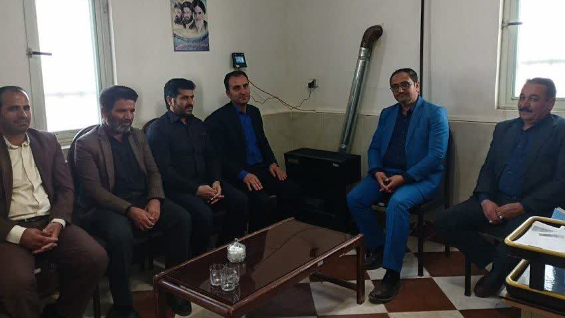 🔘 بازدید فرماندار خنداب از دهیاری روستای جوشیروان