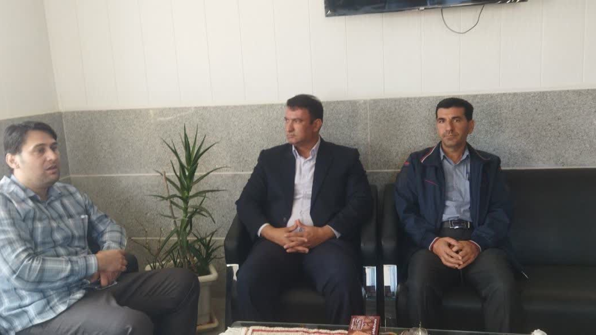 بازدید معاون امور هماهنگی مجتمع‌های اداری از اداره فنی و حرفه‌ای شهرستان کمیجان