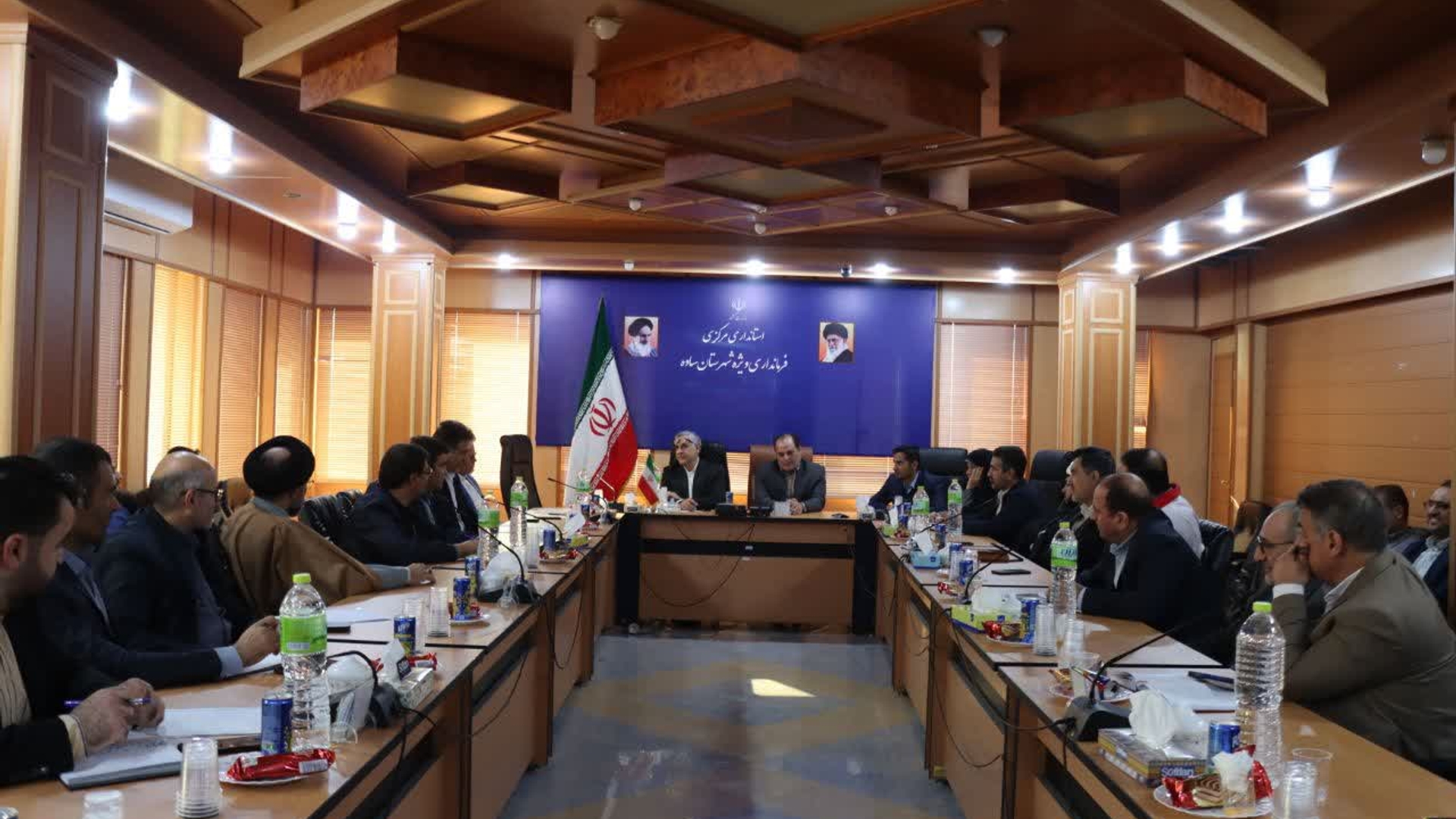 جلسه مشترک شورای اجتماعی و کمیته حمایت راهبری برنامه اقدام مشترک مدیریت محله محور شهرستان ساوه برگزار شد .