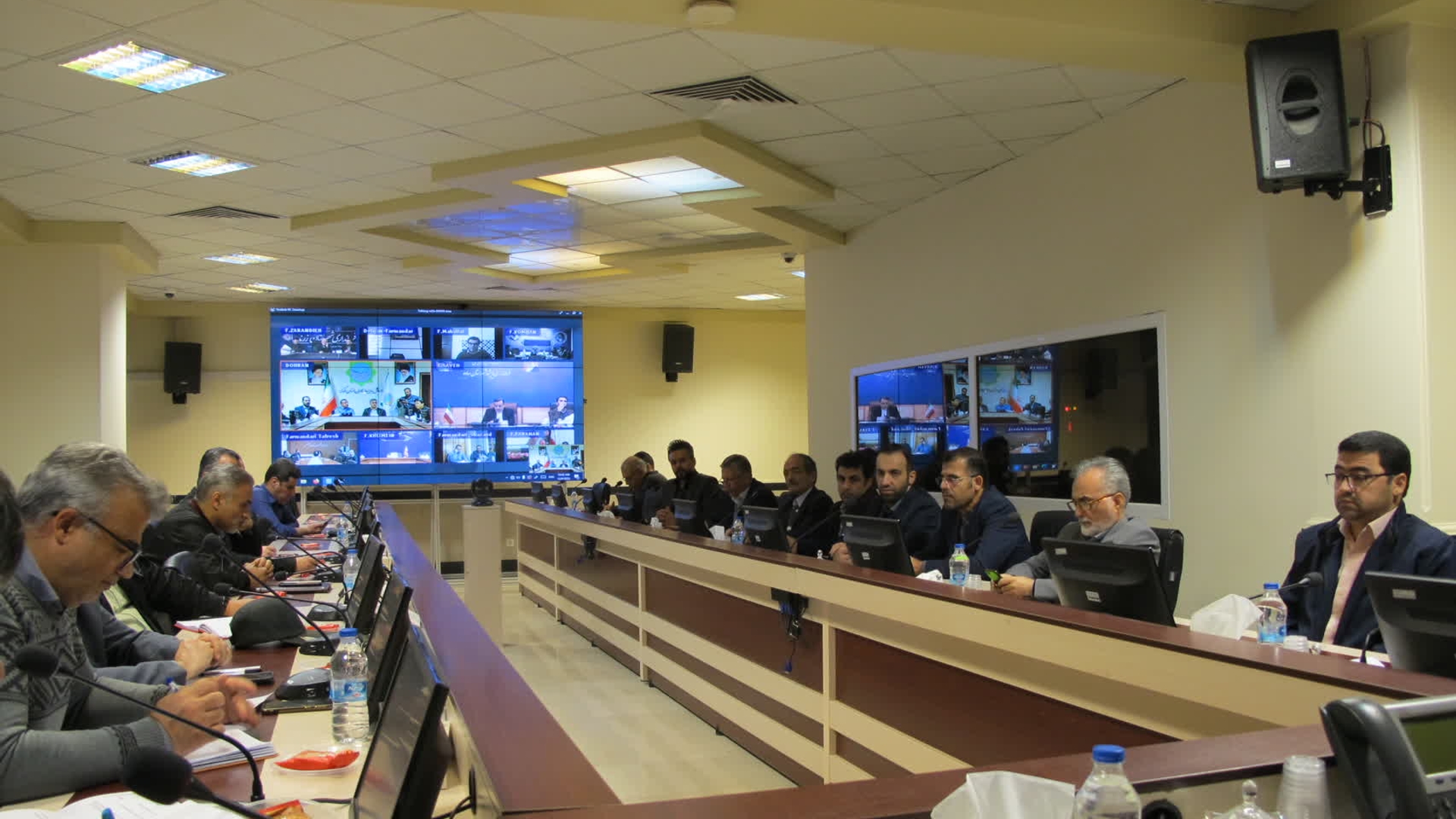 جلسه ستاد آنفلوانزای فوق‌حاد پرندگان به ریاست معاون محترم سیاسی، امنیتی و اجتماعی استانداری و با حضور سرپرست اداره‌کل مدیریت بحران استان مرکزی و اعضای مربوطه برگزار شد

در این نشست، آخرین وضعیت بیماری، اقدامات پیشگیرانه، برنامه‌های آماده‌باش و شرح وظایف دستگاه‌های عضو مورد بررسی قرار گرفت.
در پایان نیز تصمیمات اجرایی برای مدیریت مخاطرات و تشدید اقدامات پیشگیرانه مصوب شد.

دوشنبه 17 آذر ماه 1404