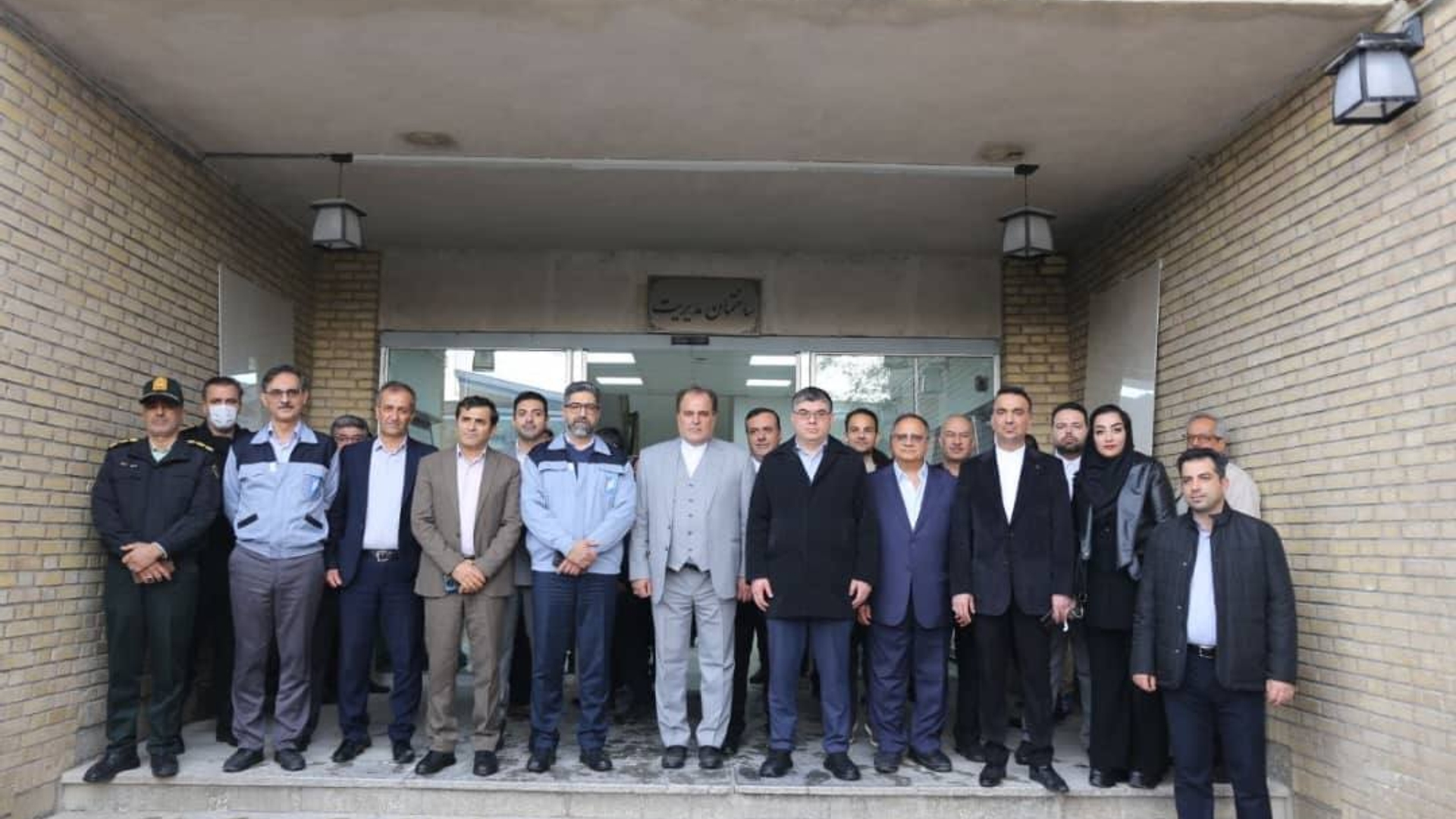 تقویت همکاری‌های اقتصادی با هیئت دیپلماتیک ازبکستان در ساوه