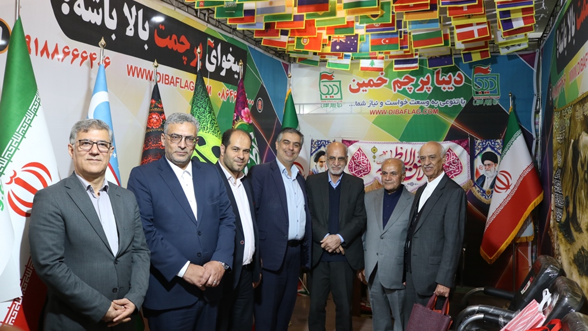 استانداران ادوار استان مرکزی از بیت تاریخی حضرت امام (ره) در خمین بازدید کردند