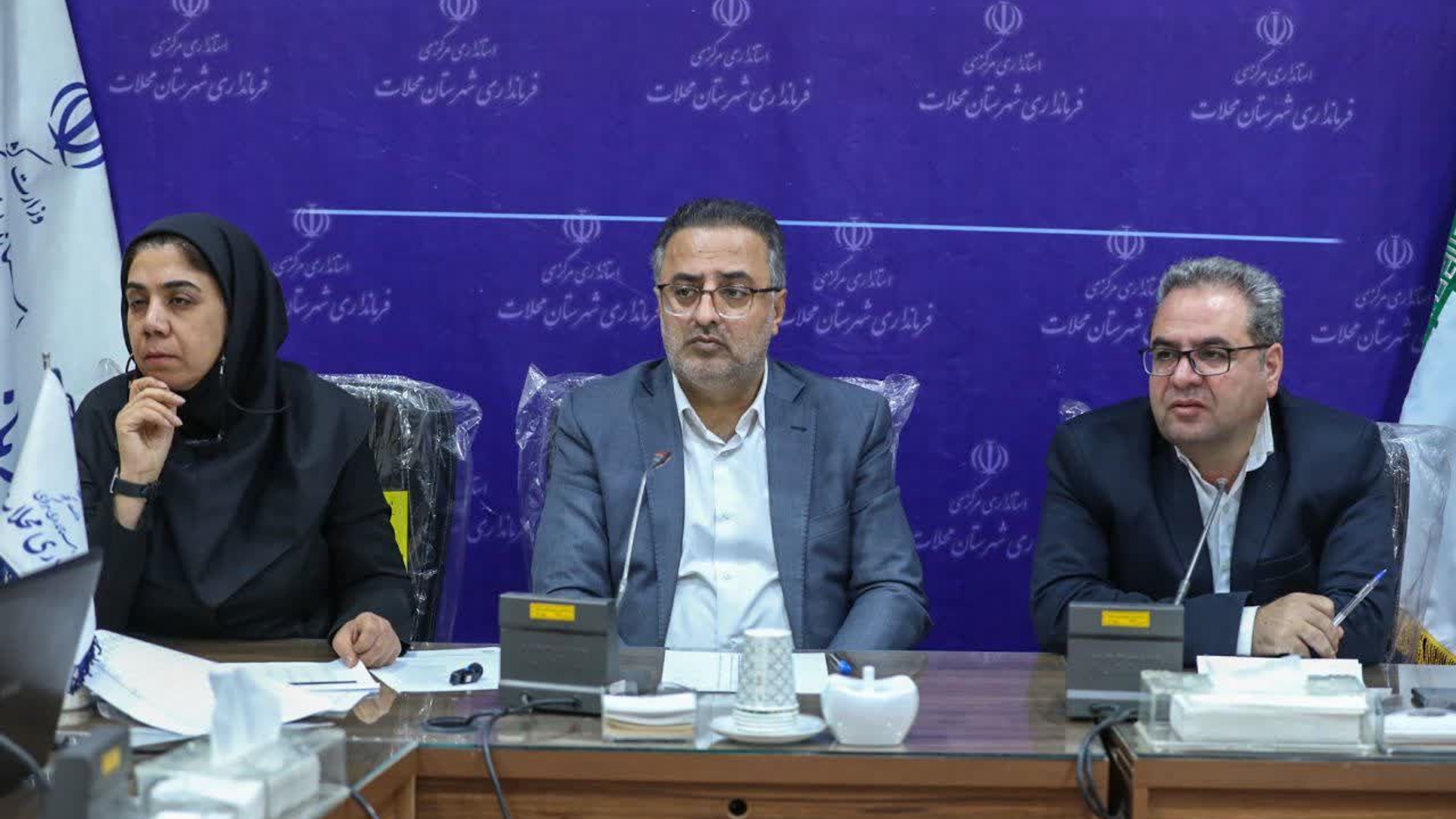 جلسه کارگروه اشتغال و سرمایه‌گذاری و دومین جلسه شورای تعاون استان مرکزی (ویژه شهرستان محلات) با حضور فرماندار شهرستان محلات، مدیرکل تعاون کار و رفاه اجتماعی استان مرکزی، نمایندگان دستگاه‌های اجرایی شهرستان و نمایندگان بانک‌های عامل برگزار شد.