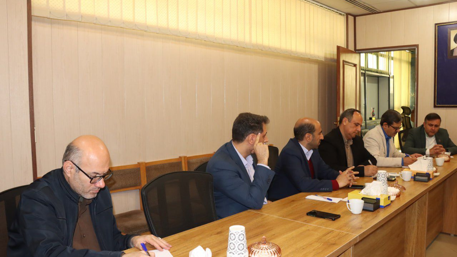 بررسی روند پرداخت تسهیلات دوگانه سوز کردن نانوایی ها در فرمانداری ساوه