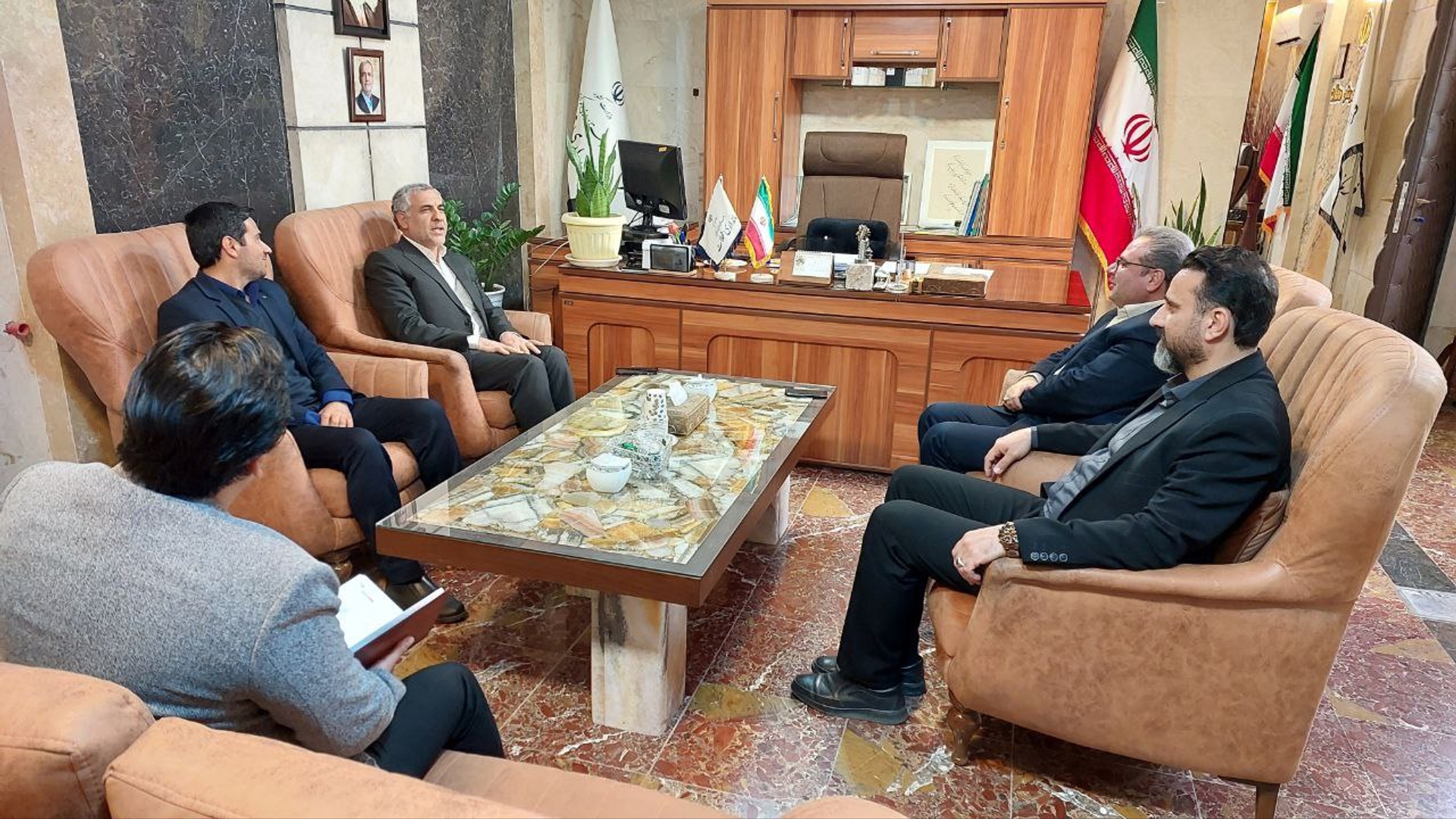 دیدار مدیرکل امور اجتماعی و فرهنگی استانداری مرکزی با فرماندار شهرستان محلات