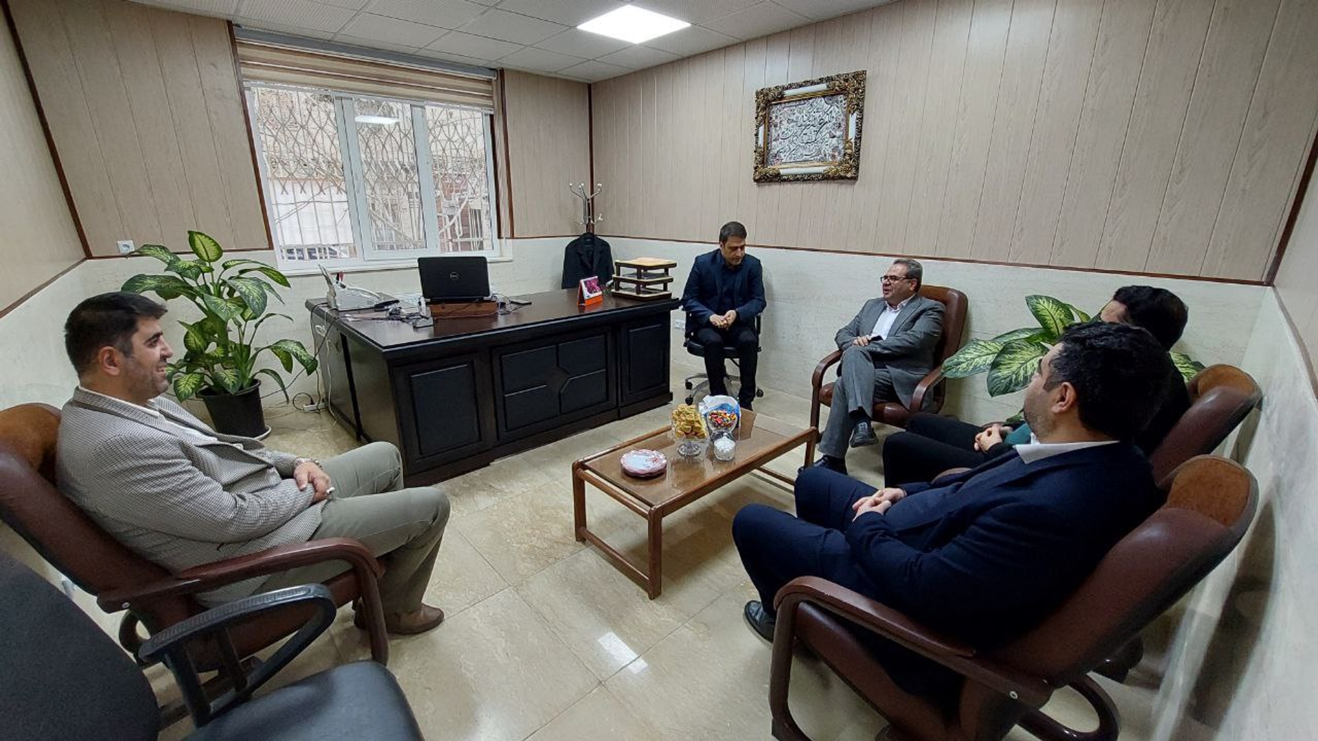 بازدید فرماندار شهرستان محلات از اداره ثبت احوال