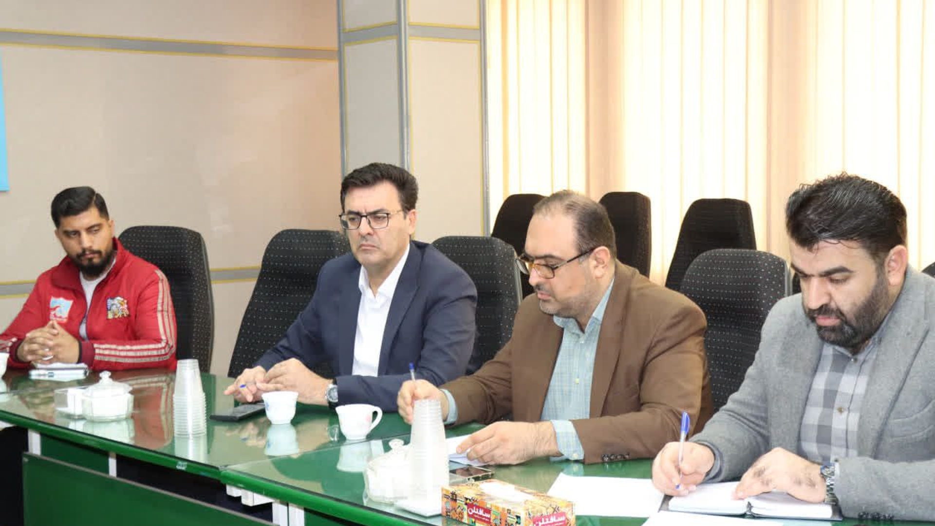 بررسی آخرین وضعیت اتباع و مهاجران خارجی در کمیسیون ساماندهی شهرستان