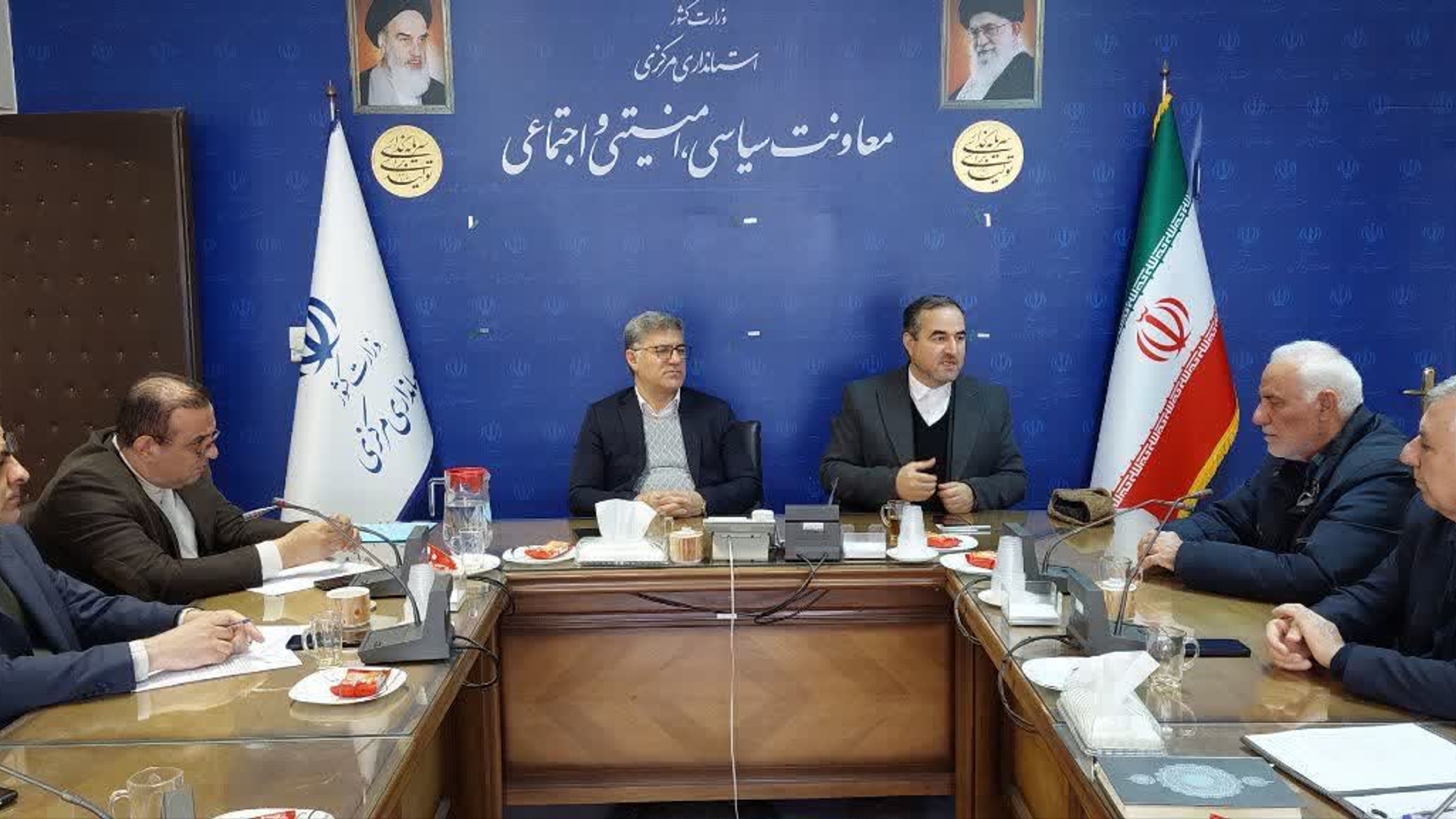 جلسه کمیته برنامه ریزی همایش تجلیل و نکوداشت از خیرین حوزه سلامت استان برگزارشد