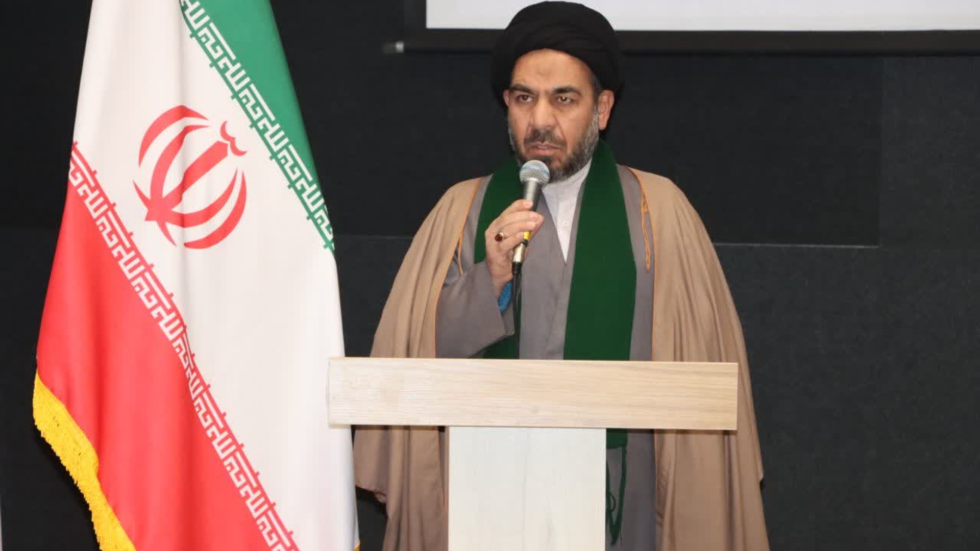 جلسه کمیته حمایت و راهبری شبکه مدیریت محله‌ محور شهرستان خمین برگزار شد