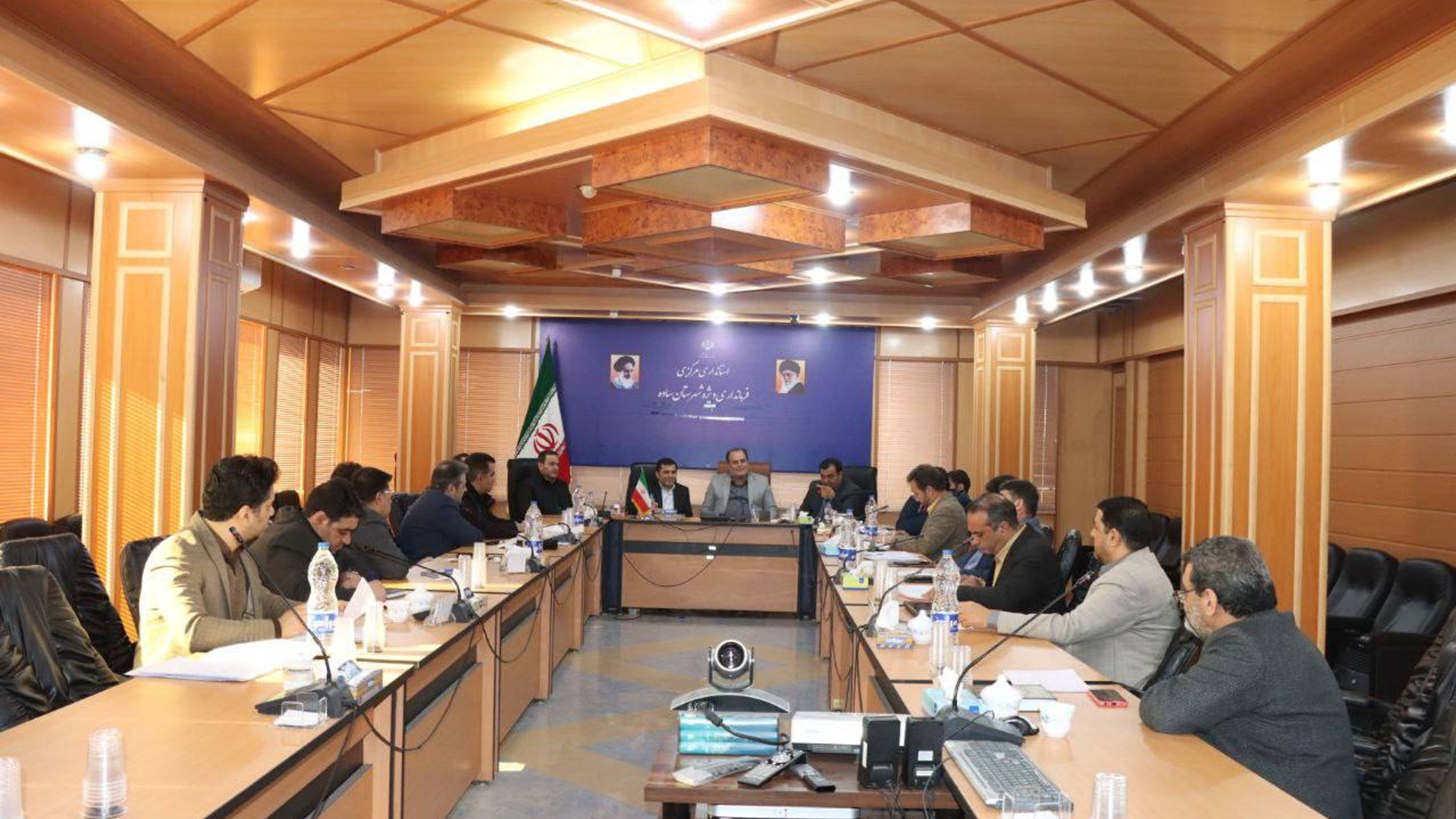 تأکید فرماندار ویژه ساوه بر تشدید مقابله با قاچاق کالا و ارز