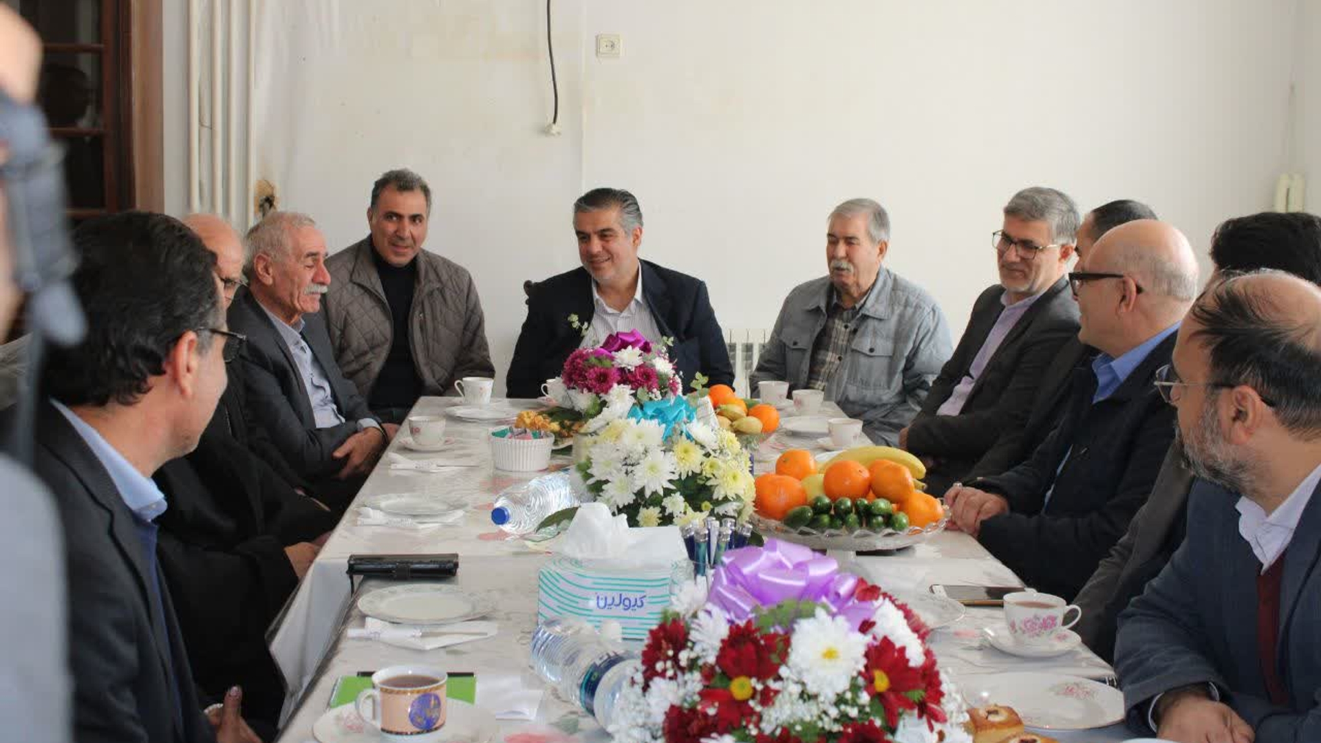 دیدار استاندار مرکزی و معاون سیاسی، امنیتی و اجتماعی استانداری با جامعه ارامنه اراک به مناسبت آغاز سال نو میلادی