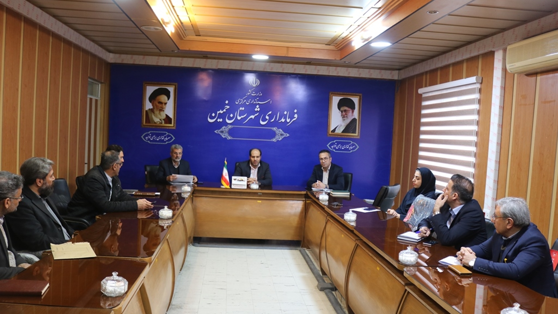 سومین جلسه کارگروه اشتغال و سرمایه گذاری شهرستان خمین در سال 1404 برگزار شد