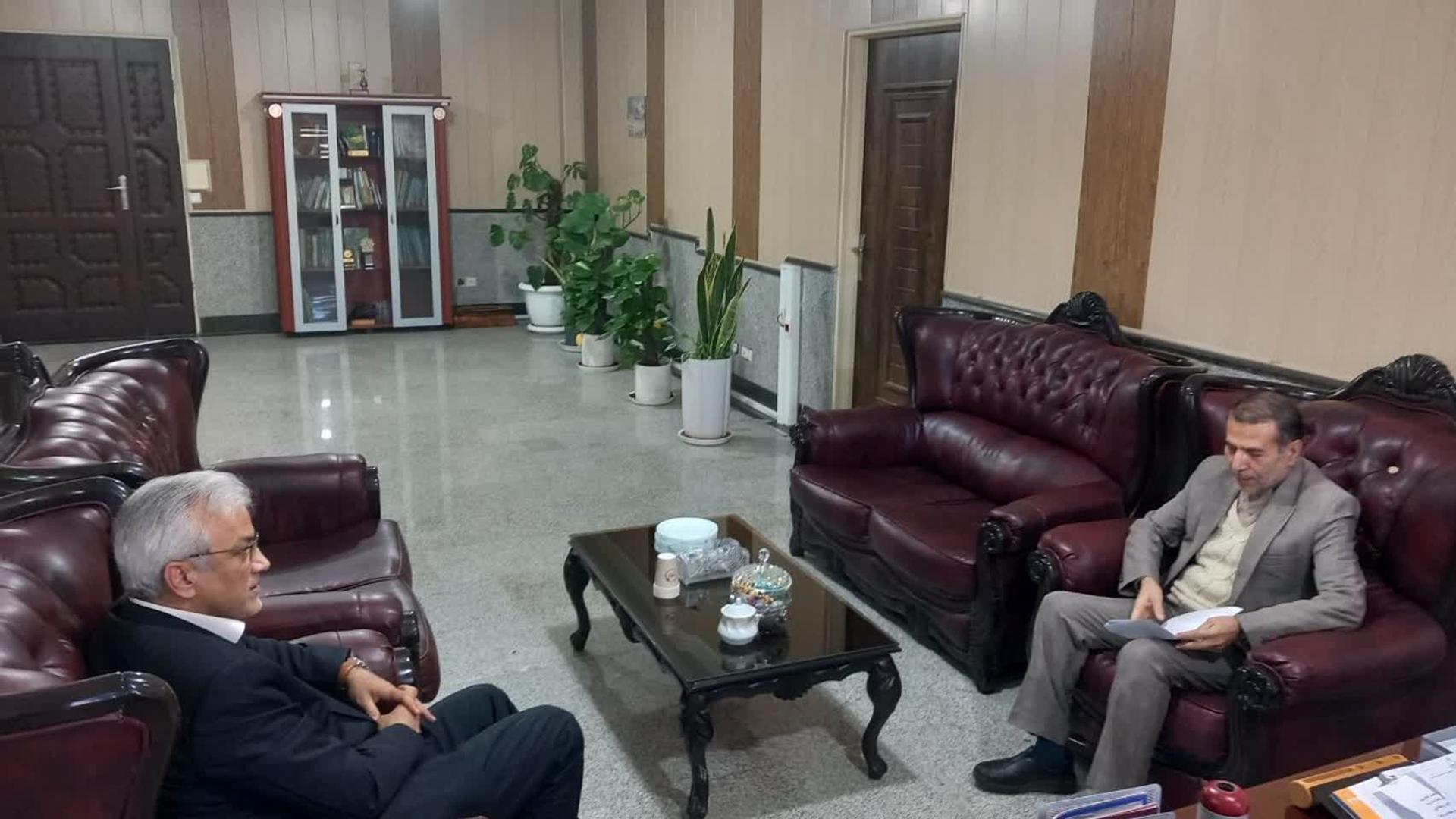 دیدار رئیس هیئت نظارت انتخابات شوراهای اسلامی زرندیه با فرماندار شهرستان