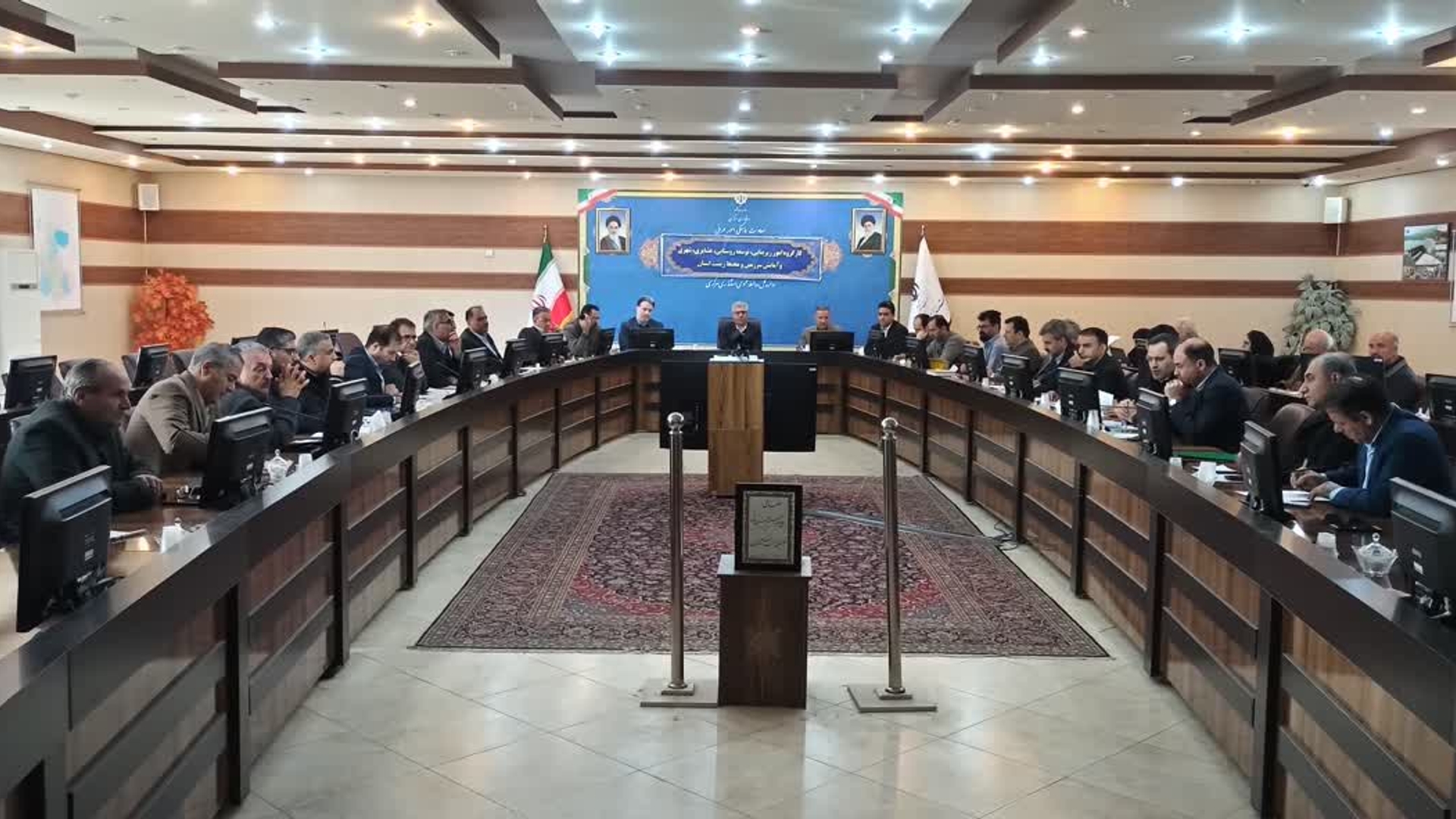 برگزاری جلسه کارگروه امور زیربنایی استان