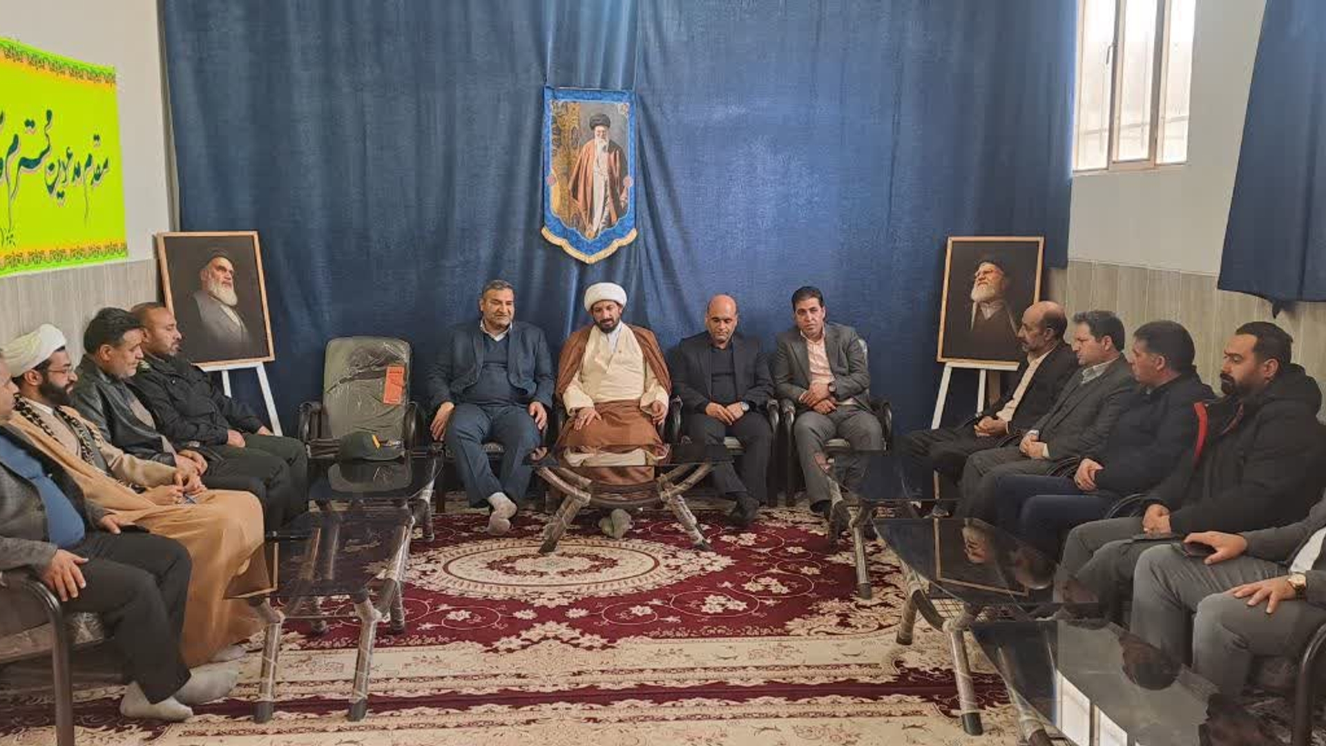 🔻 دیدار فرماندار شهرستان کمیجان با امام جمعه شهر میلاجرد به مناسبت دهه فجر انقلاب اسلامی