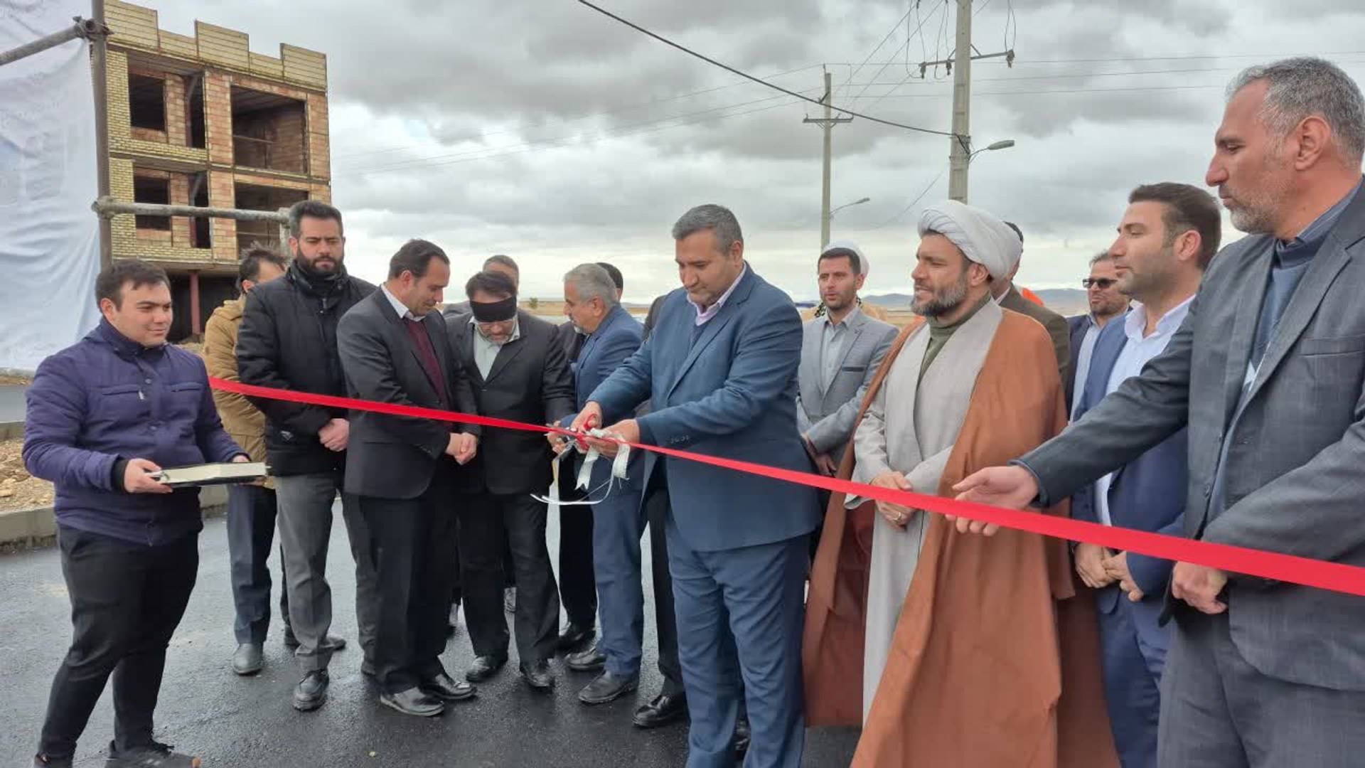 🔻افتتاح پروژه ساماندهی معابر فازهای یک و دو مسکن ملی کمیجان