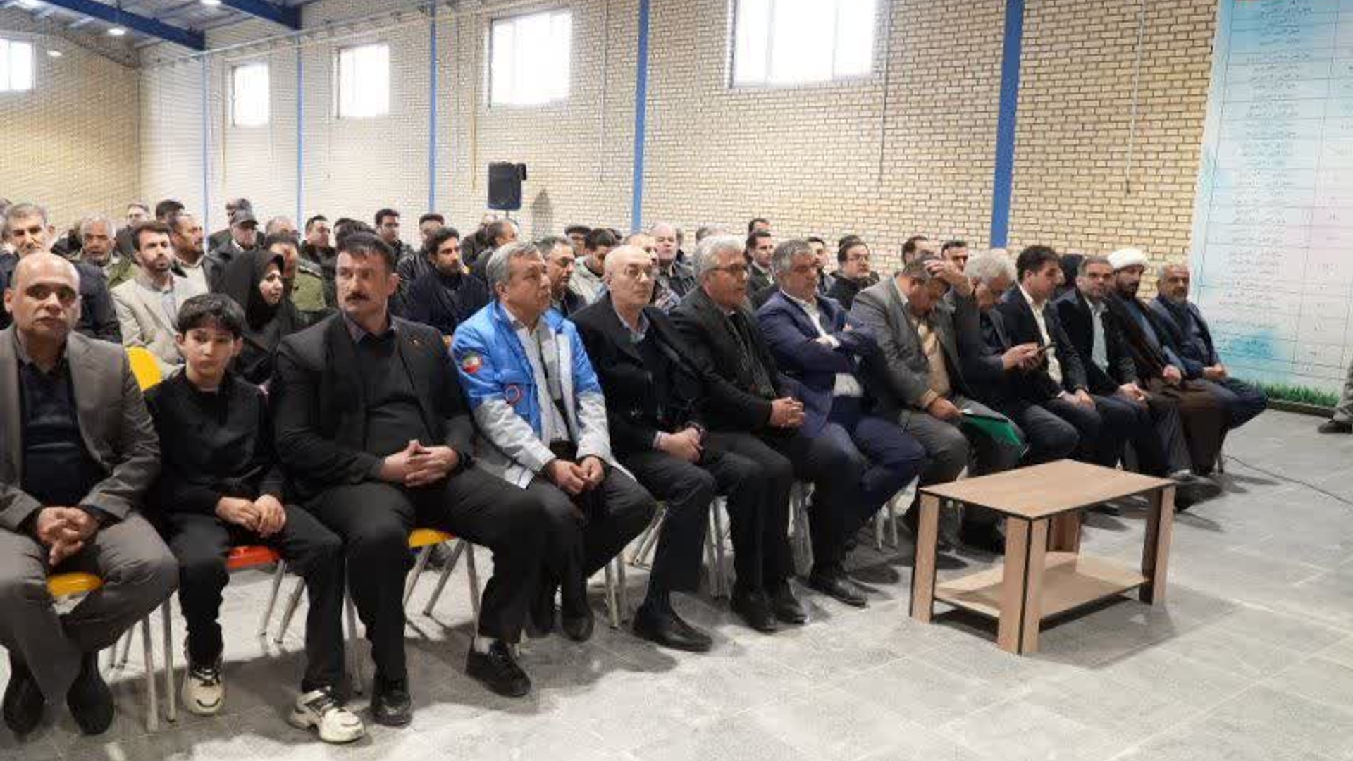 🔻افتتاح سالن چندمنظوره و ورزشگاه شهر میلاجرد با حضور استاندار مرکزی