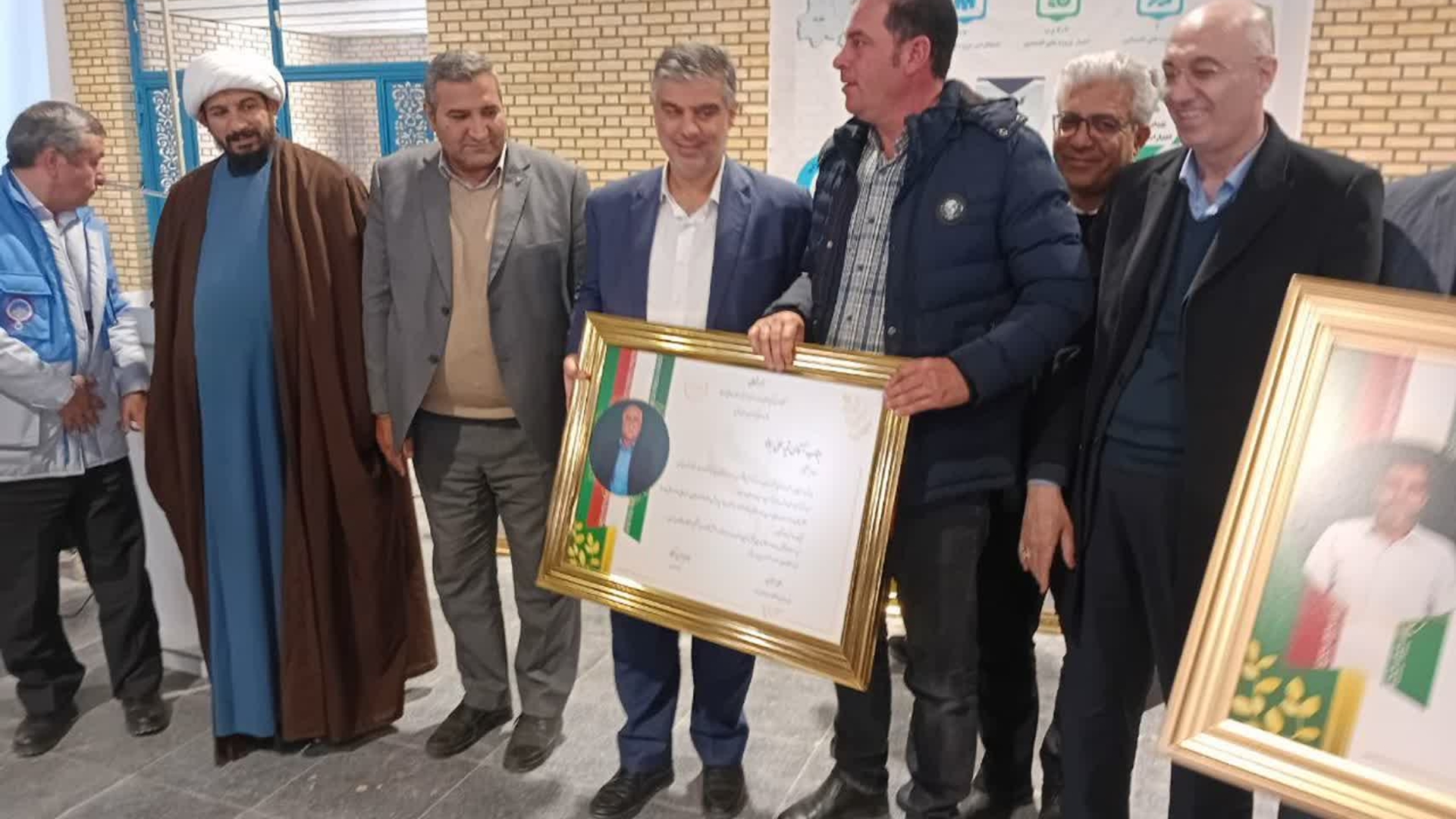 🔻تقدیر از فعالان بخش کشاورزی شهرستان کمیجان با حضور استاندار مرکزی