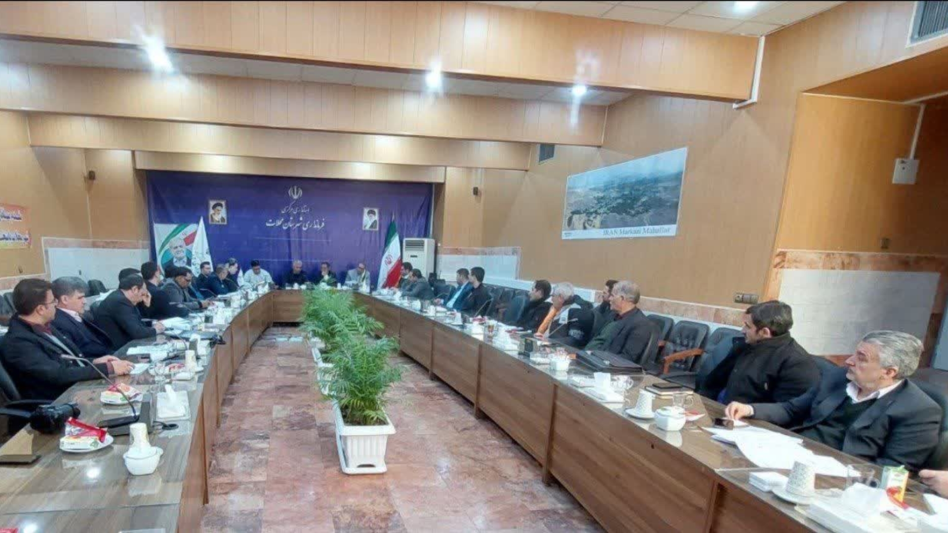 جلسه بررسی مسائل و مشکلات حوزه عمرانی شهرستان محلات برگزار شد