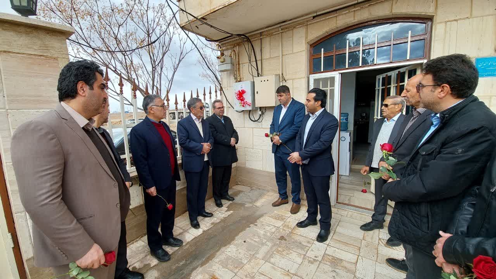 هم‌زمان با ایام‌الله دهه فجر آیین افتتاح پروژه‌های عمرانی دهیاری نخجیروان برگزار شد.