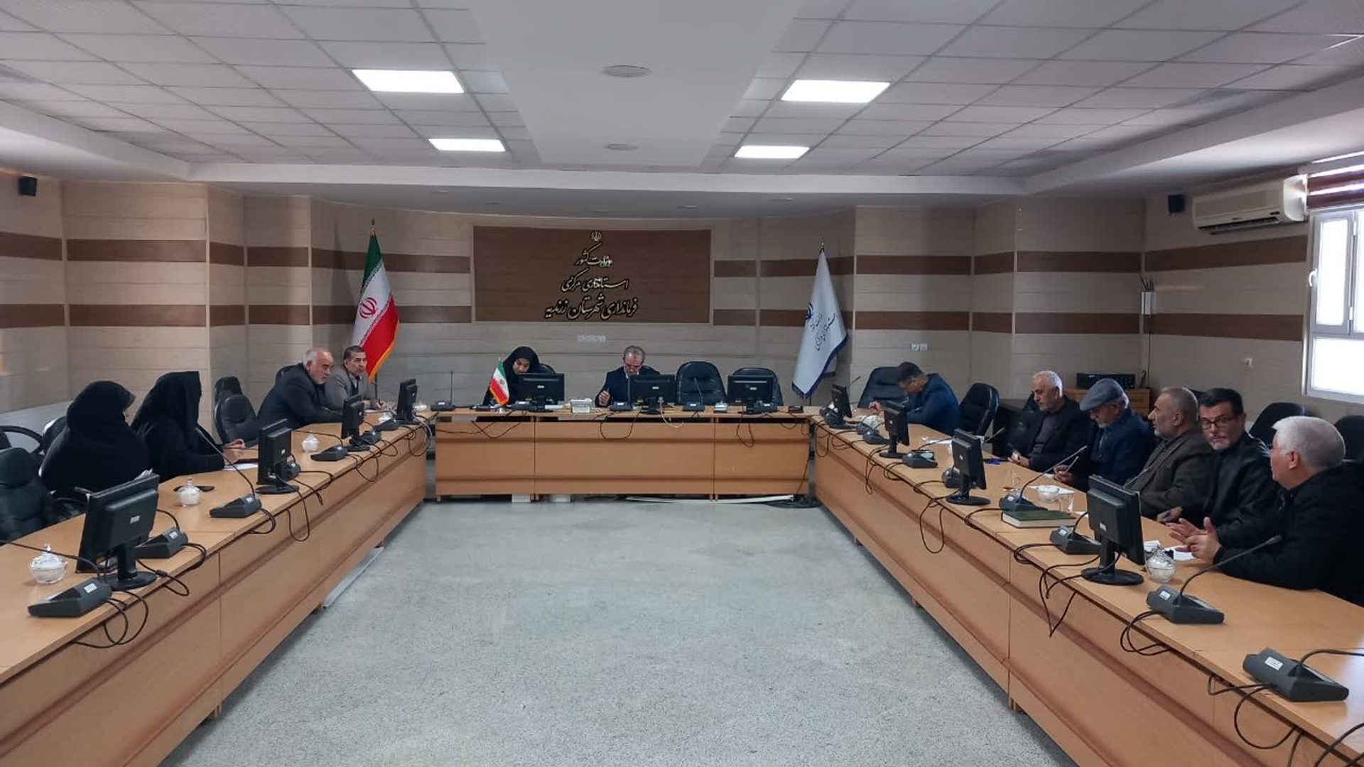 تشکیل جلسه تعیین شعب اخذ رأی هفتمین دوره انتخابات شورای اسلامی شهر و روستای زرندیه