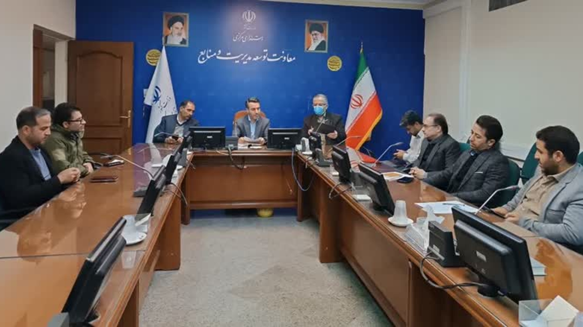 شرکت در جلسه وبیناری کمیته فناوری ستاد انتخابات وزارت کشور با موضوع انتخابات هفتمین دوره شوراهای اسلامی شهر و روستا