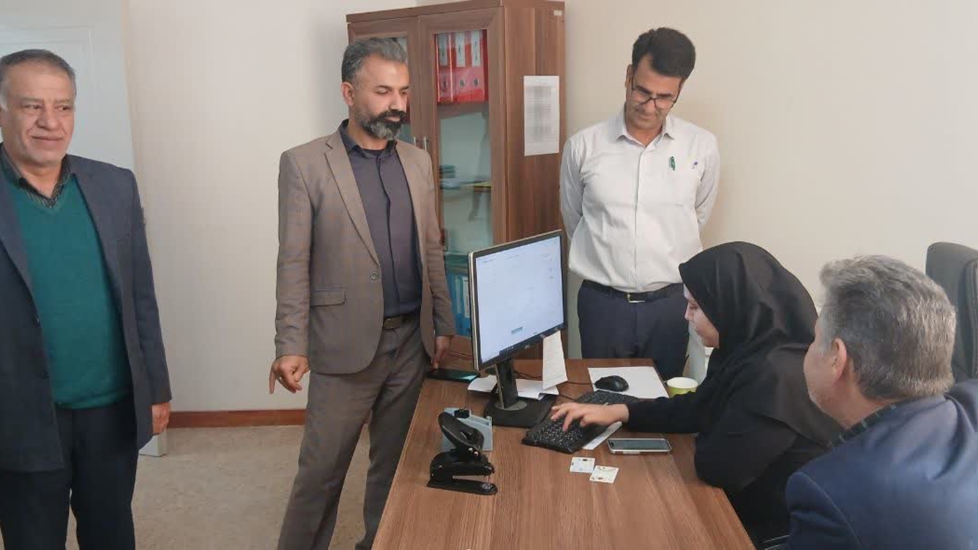📌بازدید سرزده کارشناسان ستاد انتخابات استان از بخشداری های مهاجران، قره کهریز و مرکزی شازند و اراک