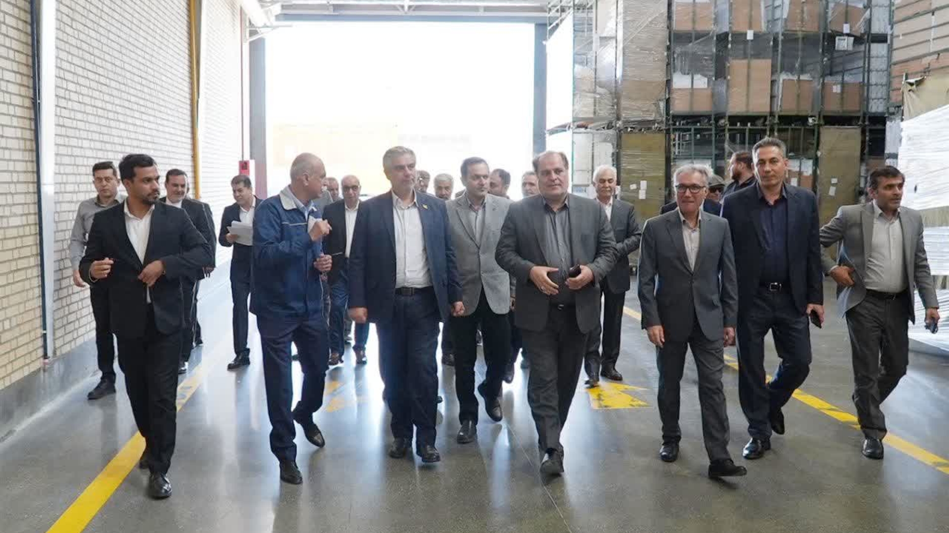 بازدید استاندار مرکزی از شرکت نیکسان صنعت ساوه