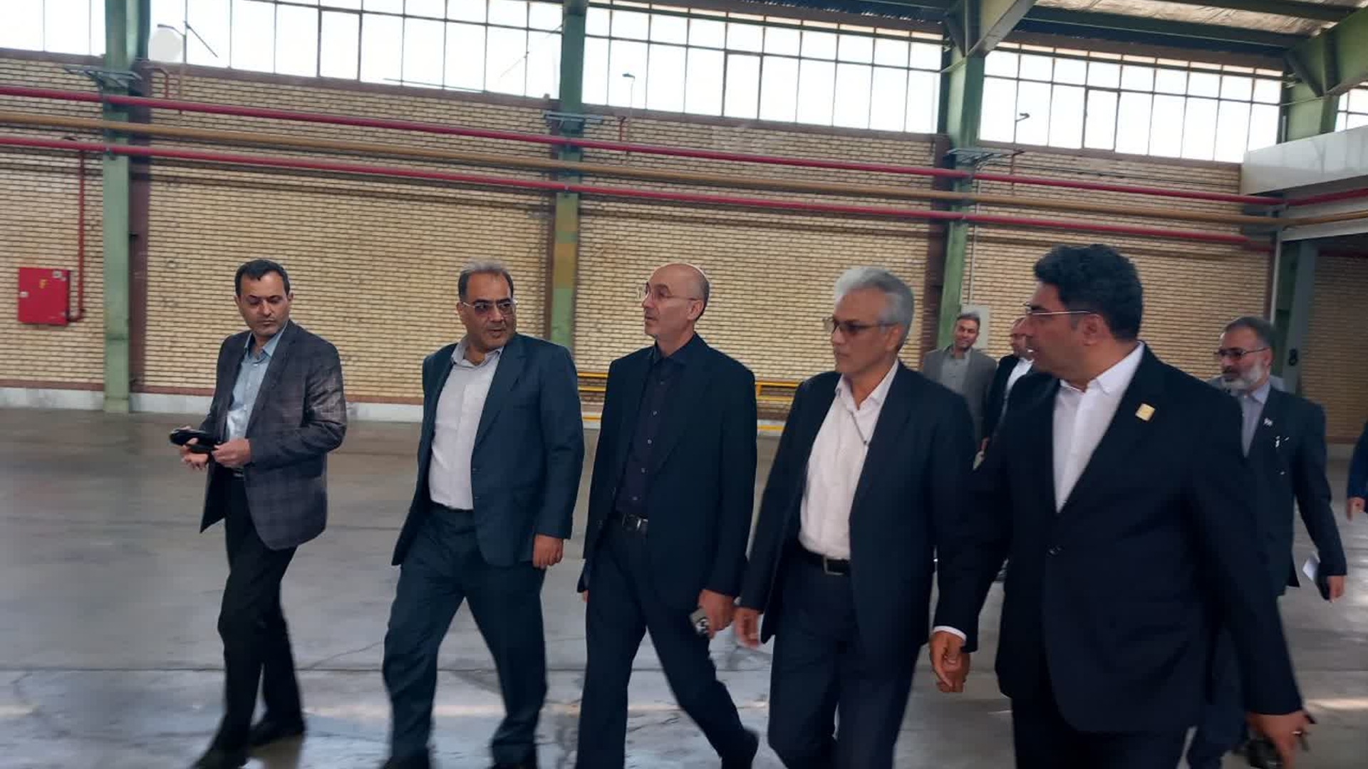 بازدید معاون اقتصادی استاندار از واحد تولیدی «بسپار فوم غرب» در مامونیه