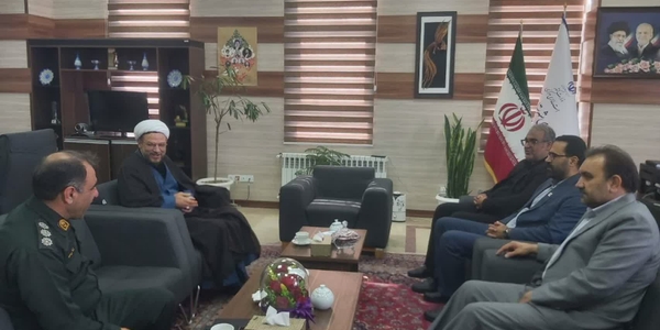 حضور مدیرکل پدافند غیرعامل در شهرستان آشتیان و بررسی الزامات تاب‌آوری زیرساختی