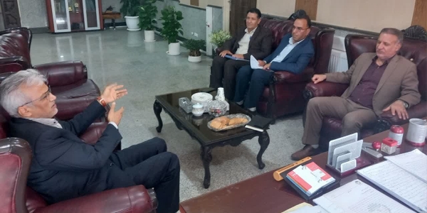 بررسی مشکلات محله ابراهیم‌آباد مامونیه در دیدار مدیرعامل آب منطقه‌ای با فرماندار زرندیه