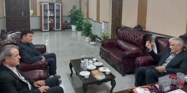 دیدار رئیس اداره فرهـــنگ و ارشاد اسلامی زرندیه با سرپرست فرمانداری