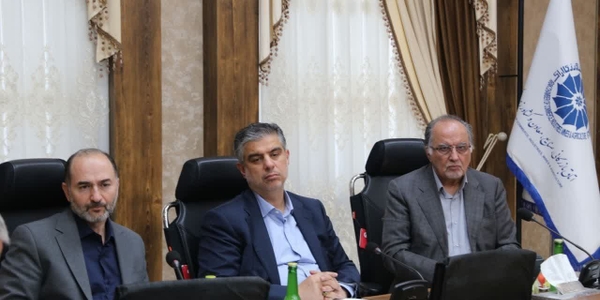 استاندار: در جنگ تحمیلی ۱۲ روزه تولید استان مرکزی لحظه‌ای متوقف نشد