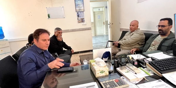 نشست حضوری مدیر کل پدافند غیر عامل و رئیس ستاد اربعین در مقر مهران در محل کمیته امداد امام خمینی (ره)  با حضور قائم مقام‌کمیته امداد استان ایلام و رئیس کمیته امداد شهرستان مهران
