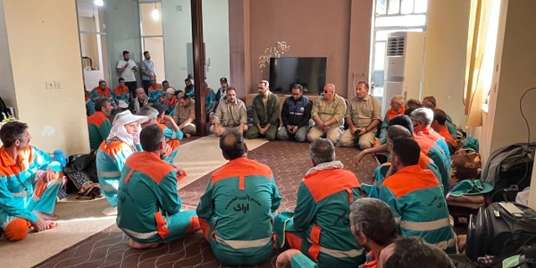 شهری به پاکی عزادارانش.
حضور مدیرکل پدافند غیر عامل و مسئول ستاد اربعین در شهرمهران  در بین پاکبانان عزیز  و زحمتکش این حافظان نظافت معابر