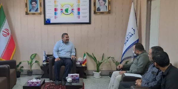 🔻دیدار مدیر شبکه بهداشت و درمان و رئیس بیمارستان امام علی (ع) با فرماندار شهرستان کمیجان