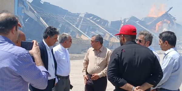 حریق در سوله‌های انبار کالا در گمرک منطقه ویژه اقتصادی شهر صنعتی کاوه - ساوه