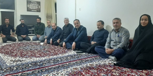 بازدید شبانگاهی حاجی علی بیگی فرماندار شهرستان اراک از روستای خرم آباد