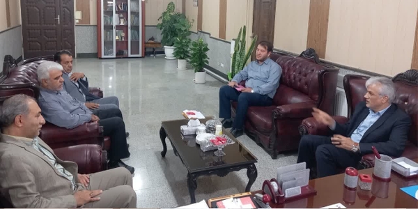دیدار مهدی احمدی با مدیر امور اراضی سازمان جهاد کشاورزی استان مرکزی