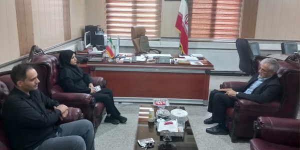 شهردار و رئیس شورای اسلامی پرندک با سرپرست فرمانداری زرندیه دیدار کردند