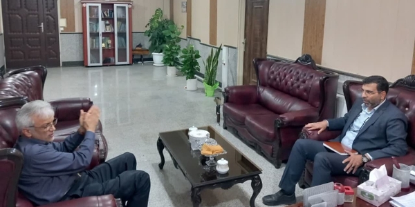 گزارش عملکرد و چالش‌های حوزه کارگری در نشست رئیس تعاون کار زرندیه با مهدی احمدی