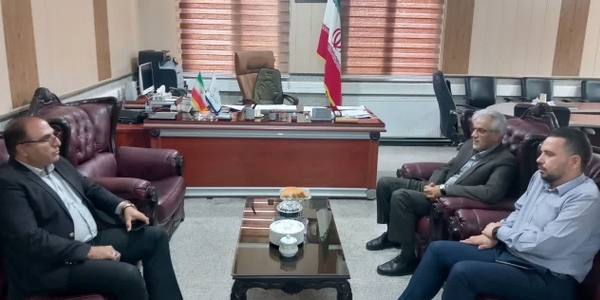 نشست علی ضیایی شهردار مامونیه با مهدی احمدی سرپرست فرمانداری شهرستان زرندیه