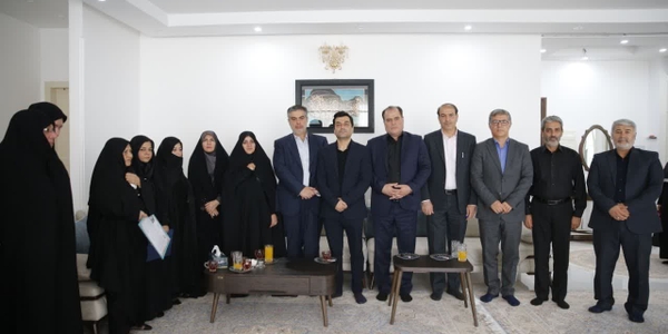 استاندار مرکزی: خون شهدا سرمایه‌ای برای تقویت وحدت ملی و پیشرفت کشور است