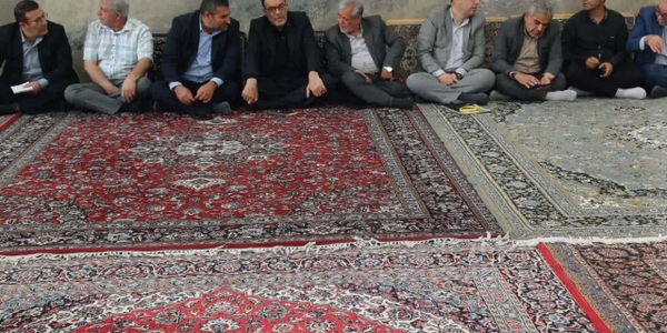 🔻دیدار و گفت‌وگوی دکتر مددی فرماندار شهرستان و دکتر ابراهیمی نماینده مردم شریف اراک، کمیجان و خنداب با اهالی شهرک گلستان  (ذادق‌آباد)