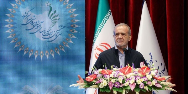 خیلی حرف می‌زنیم ولی عمل نمی‌کنیم