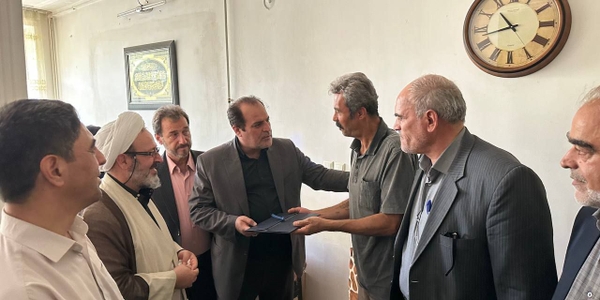 دیدار فرماندار با آزاده جنگ تحمیلی در غرق آباد